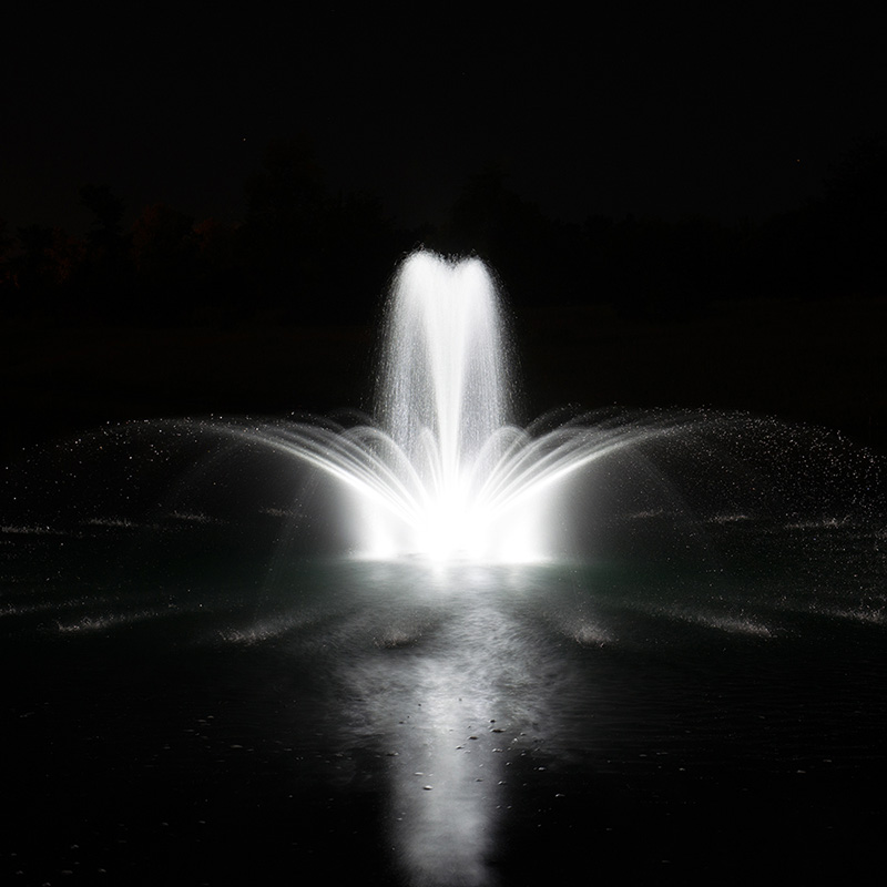 Airmax EcoSeries Floating Fountain for Lakes & Farm Ponds - Image 4